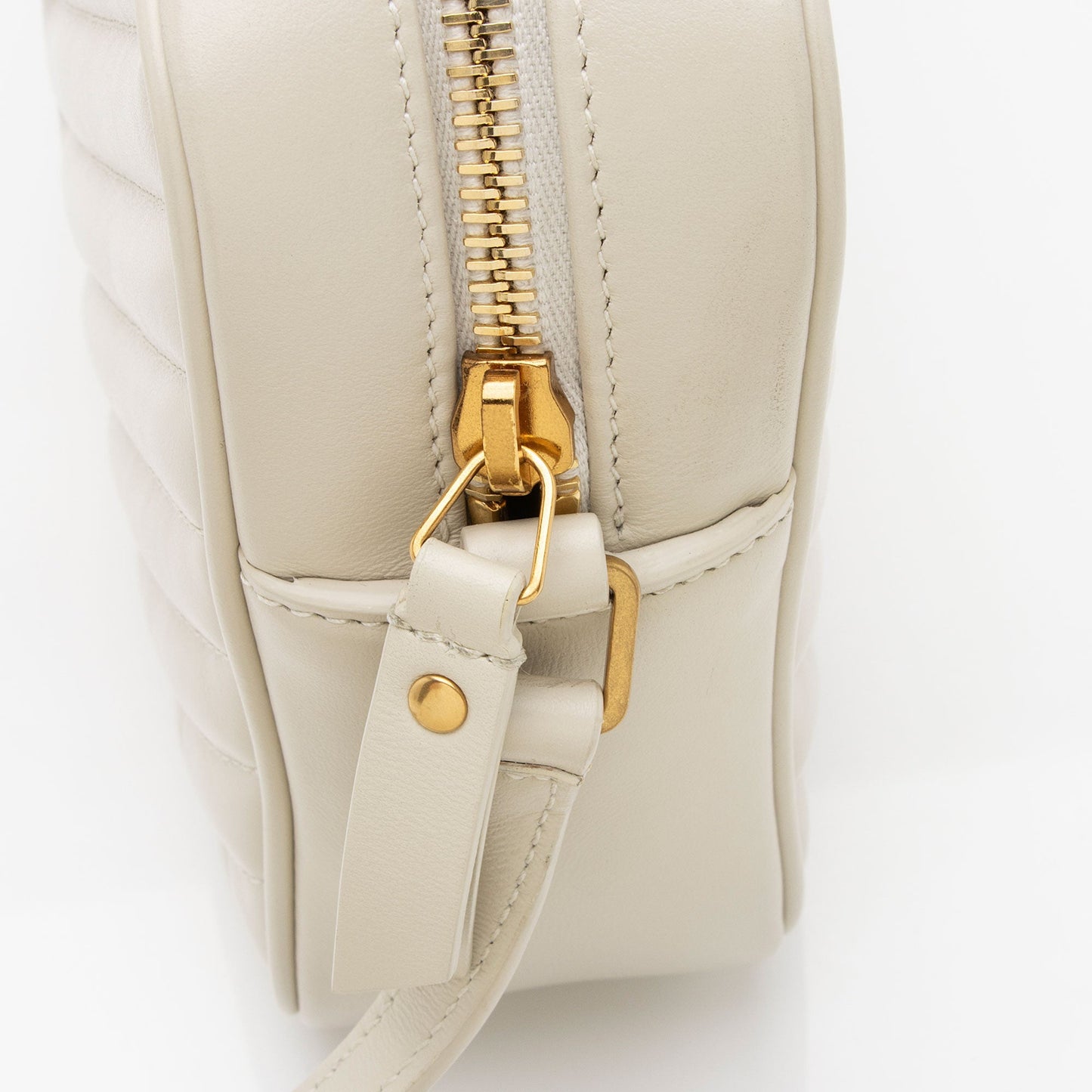 Saint Laurent Matelasse Calfskin Monogram Lou Camera Bag Gm6ltb