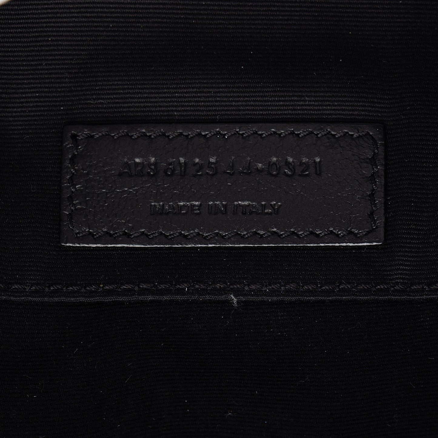 Saint Laurent Matelasse Calfskin Monogram Lou Camera Bag sQ3XgD