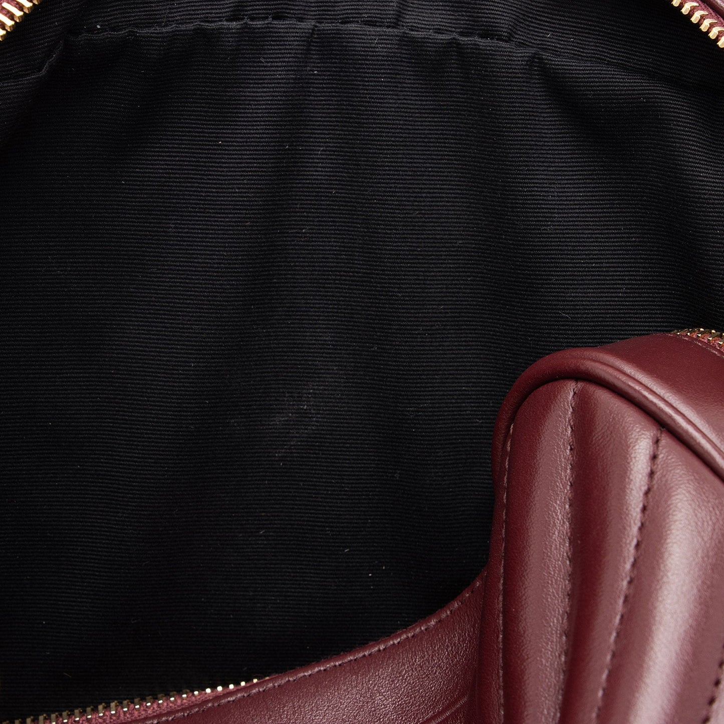 Saint Laurent Matelasse Calfskin Monogram Lou Camera Bag sQ3XgD