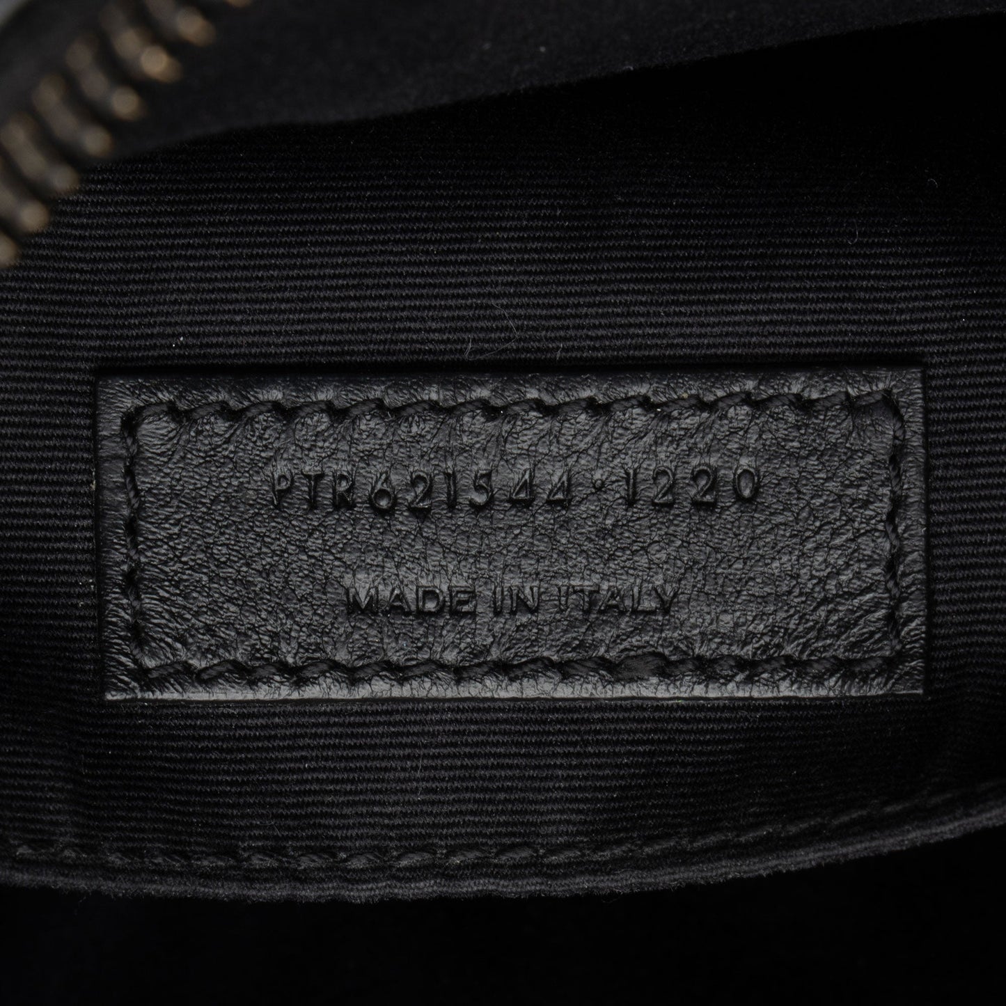 Saint Laurent Matelasse Calfskin Monogram Lou Camera Bag pLUzLE
