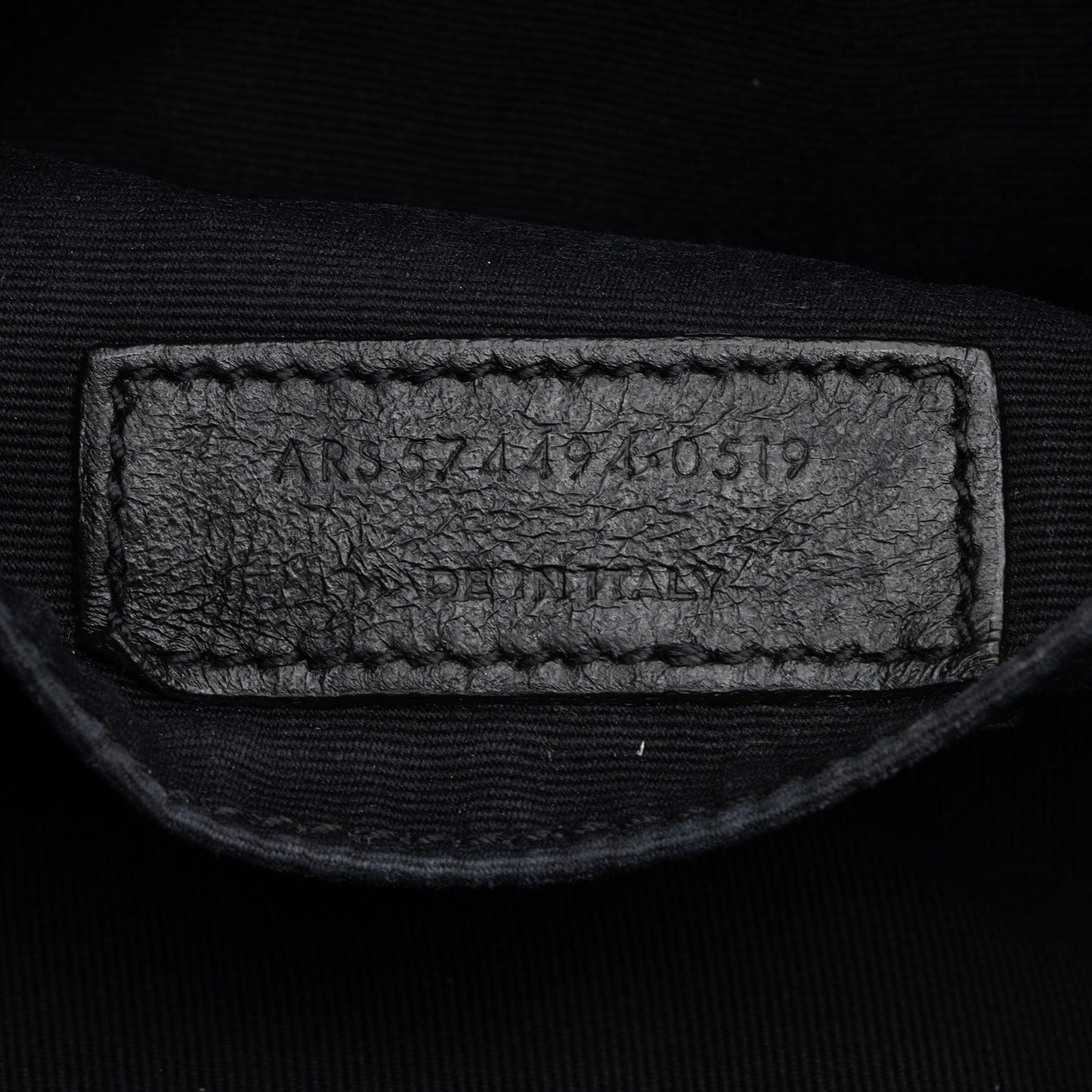 Saint Laurent Matelasse Calfskin Monogram Lou Camera Bag WWrnik