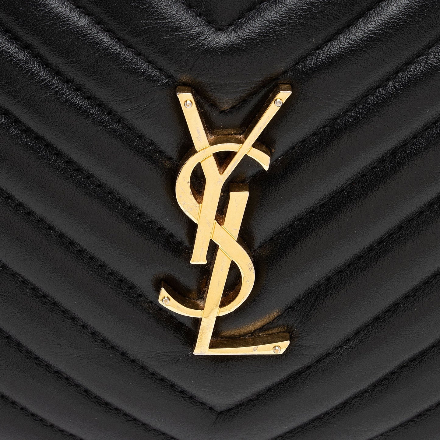Saint Laurent Matelasse Calfskin Monogram Lou Camera Bag WWrnik