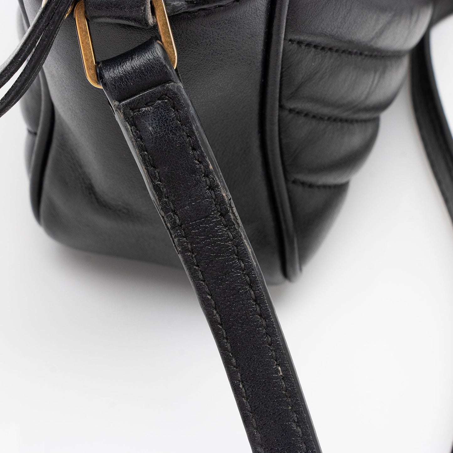 Saint Laurent Matelasse Calfskin Monogram Lou Camera Bag WWrnik