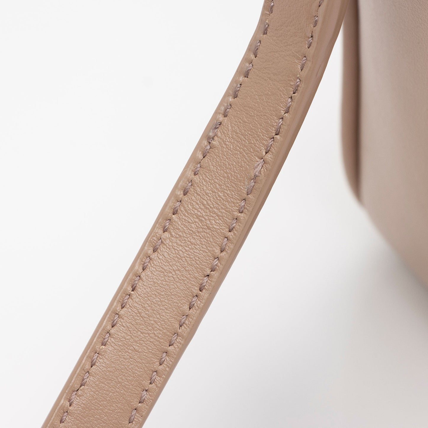 Saint Laurent Matelasse Calfskin Monogram Lou Camera Bag X8DDNR