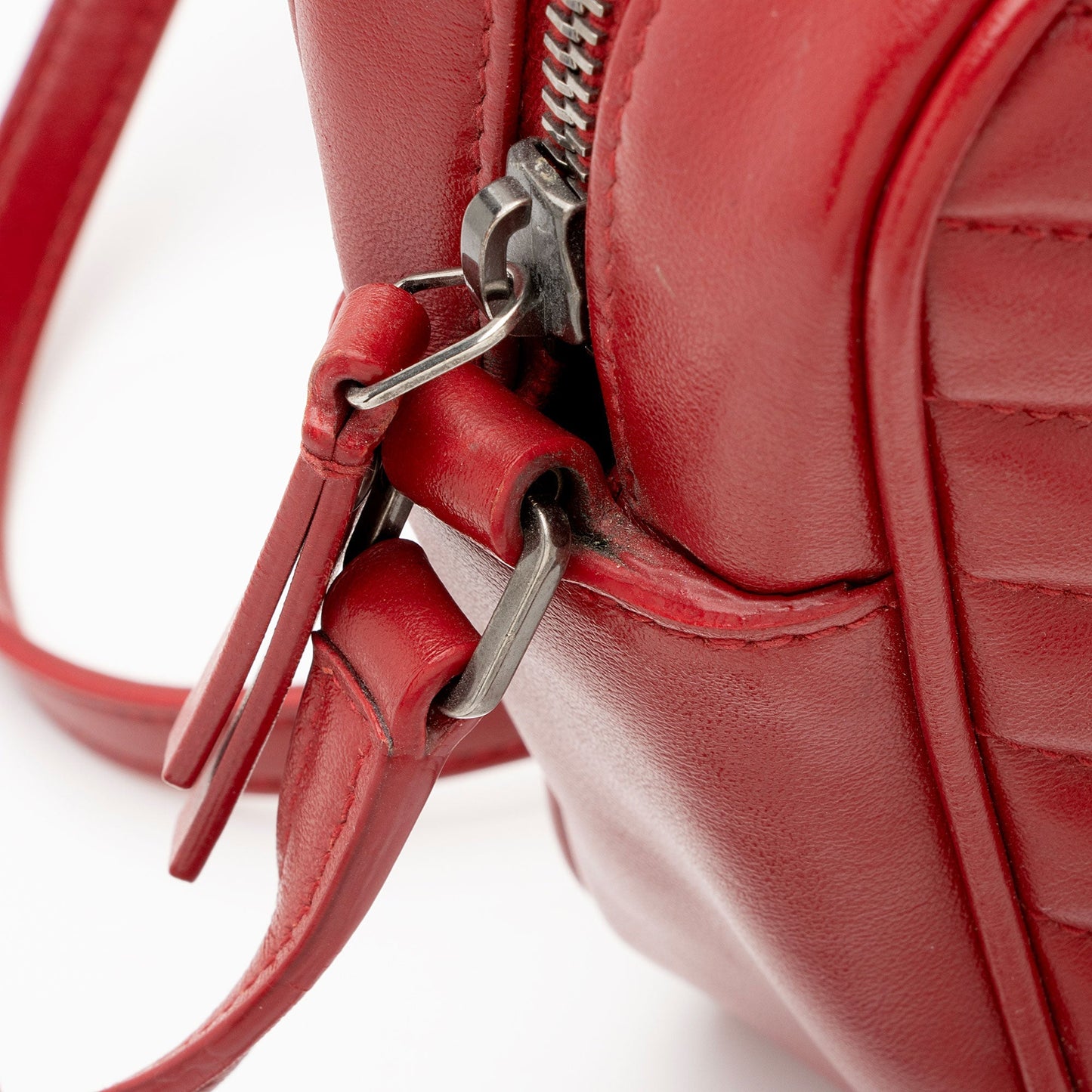 Saint Laurent Matelasse Calfskin Monogram Lou Camera Bag G0FP4A