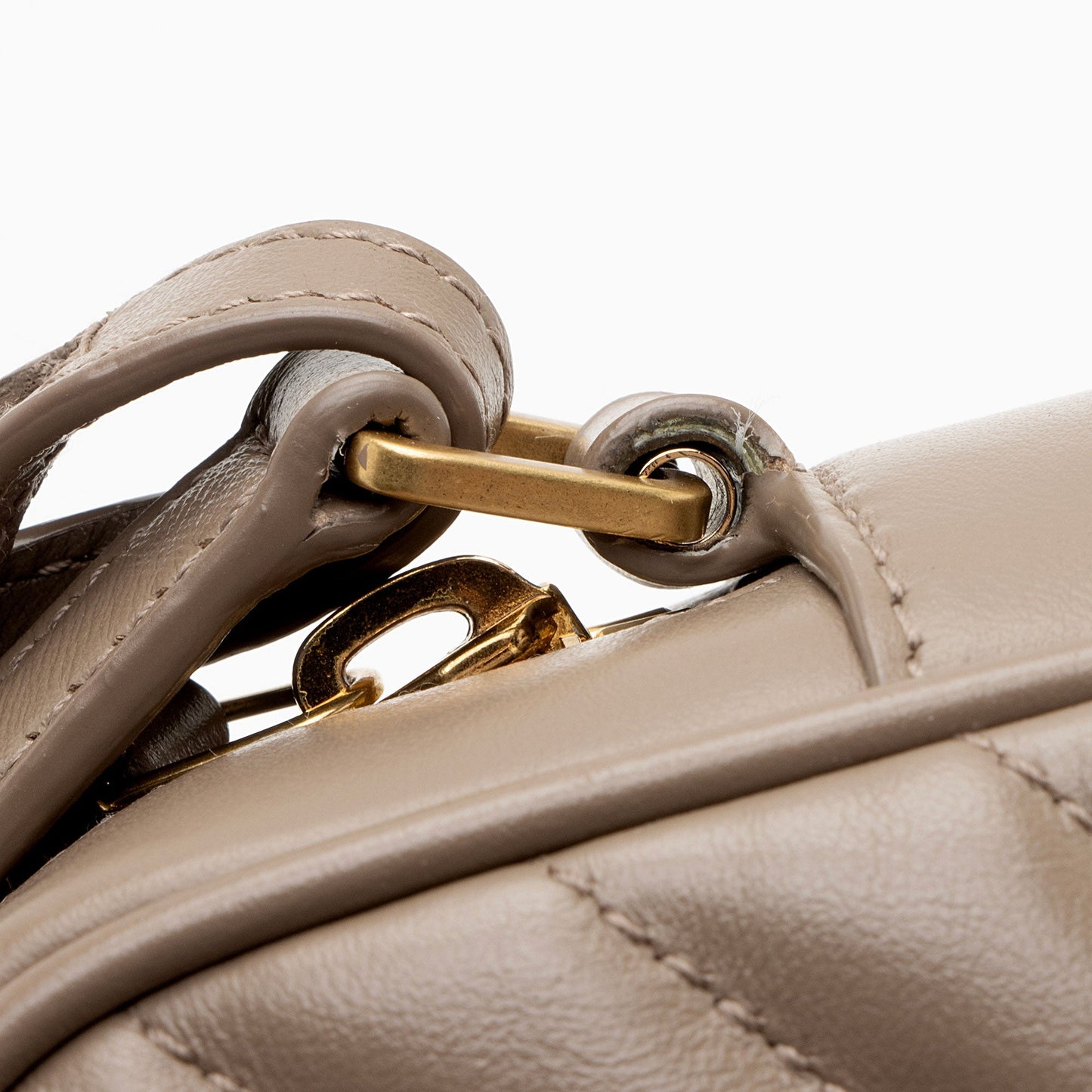 Saint Laurent Matelasse Calfskin Monogram Lou Camera Bag agSbTg