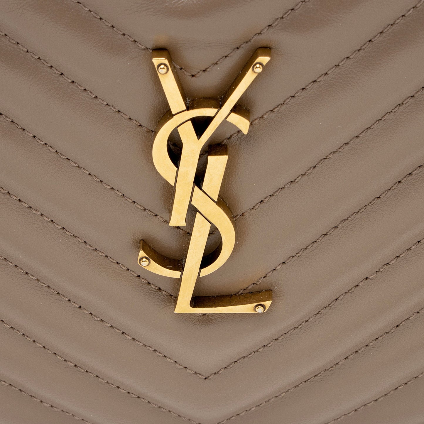 Saint Laurent Matelasse Calfskin Monogram Lou Camera Bag agSbTg