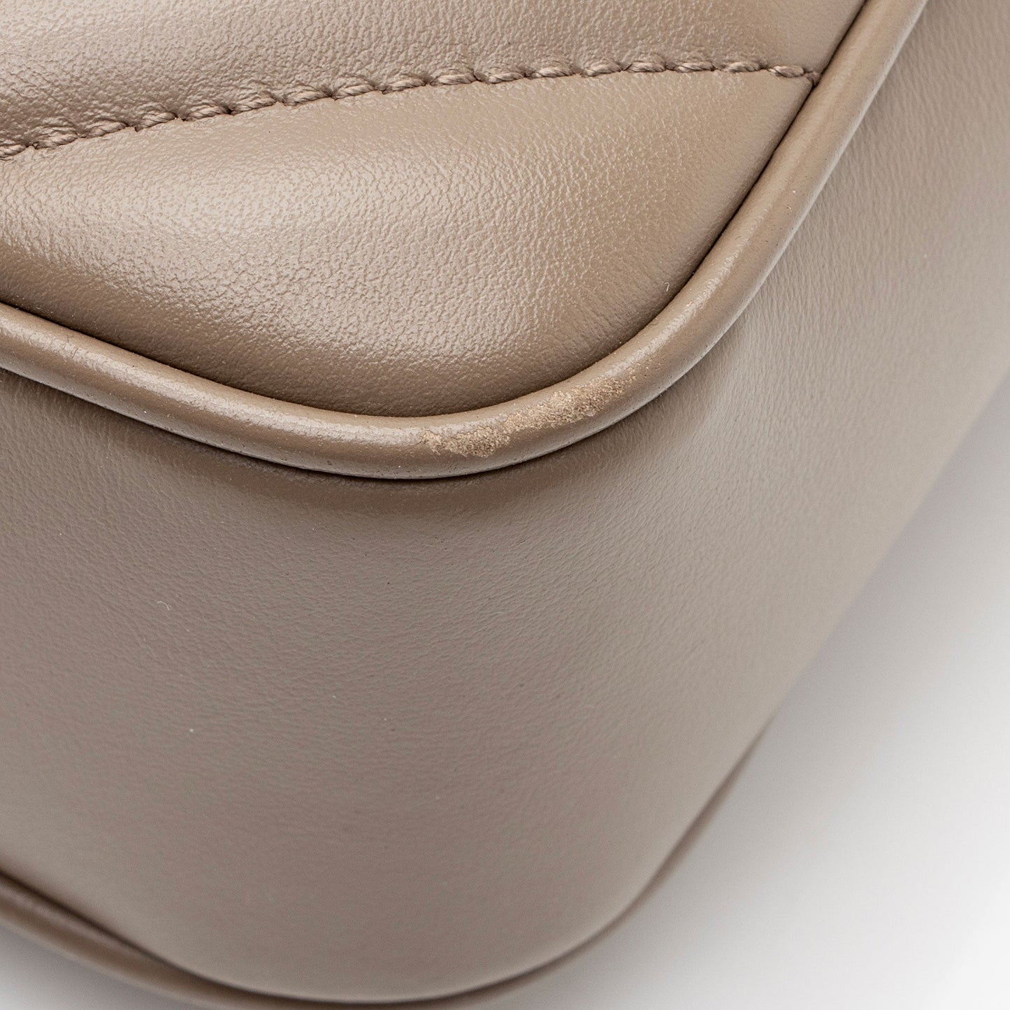Saint Laurent Matelasse Calfskin Monogram Lou Camera Bag agSbTg