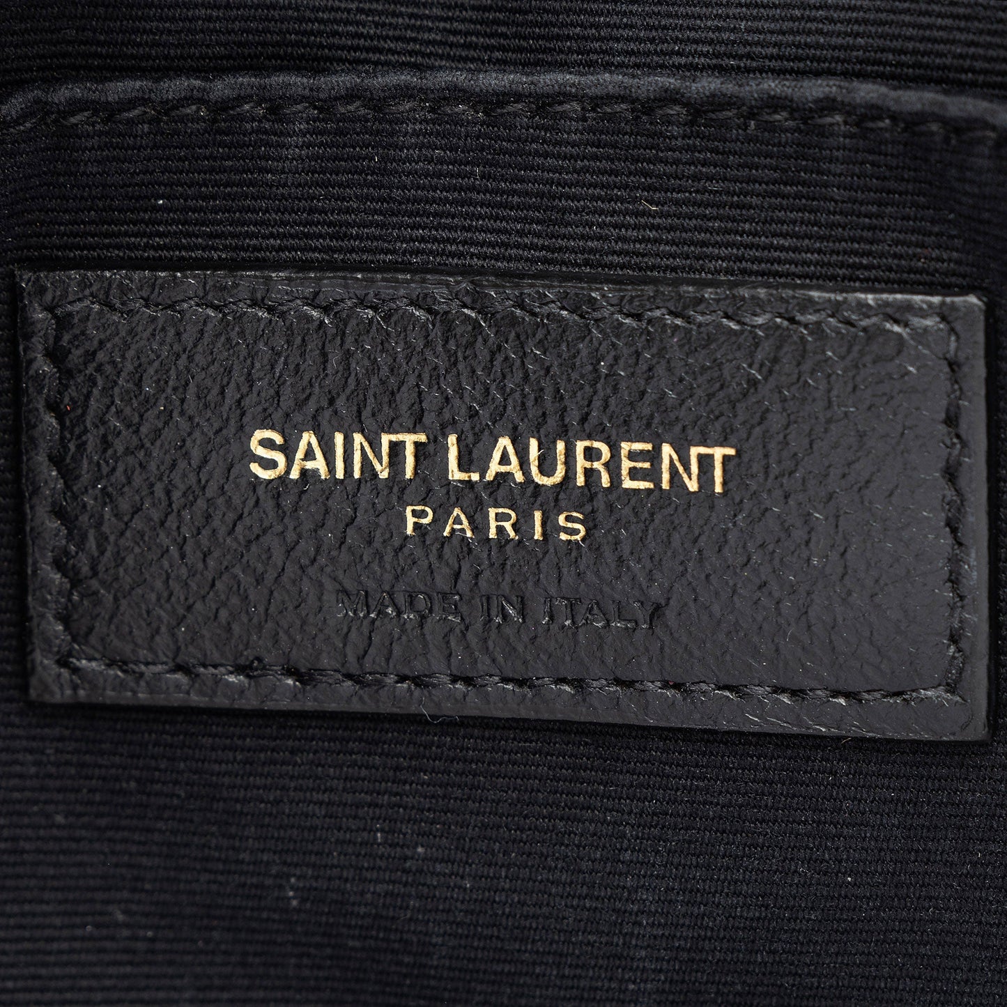 Saint Laurent Matelasse Calfskin Monogram Lou Camera Bag 5REUgE