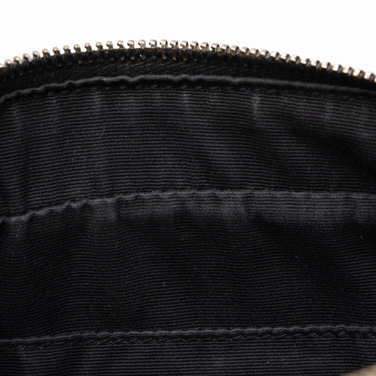 Saint Laurent Matelasse Calfskin Monogram Lou Camera Bag ZcEqKL