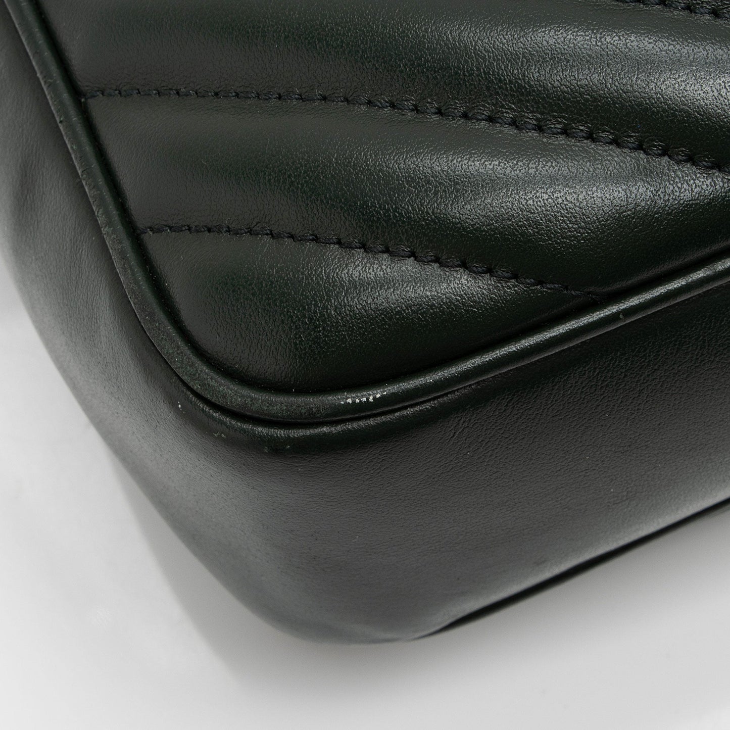 Saint Laurent Matelasse Calfskin Monogram Lou Camera Bag xQamfO