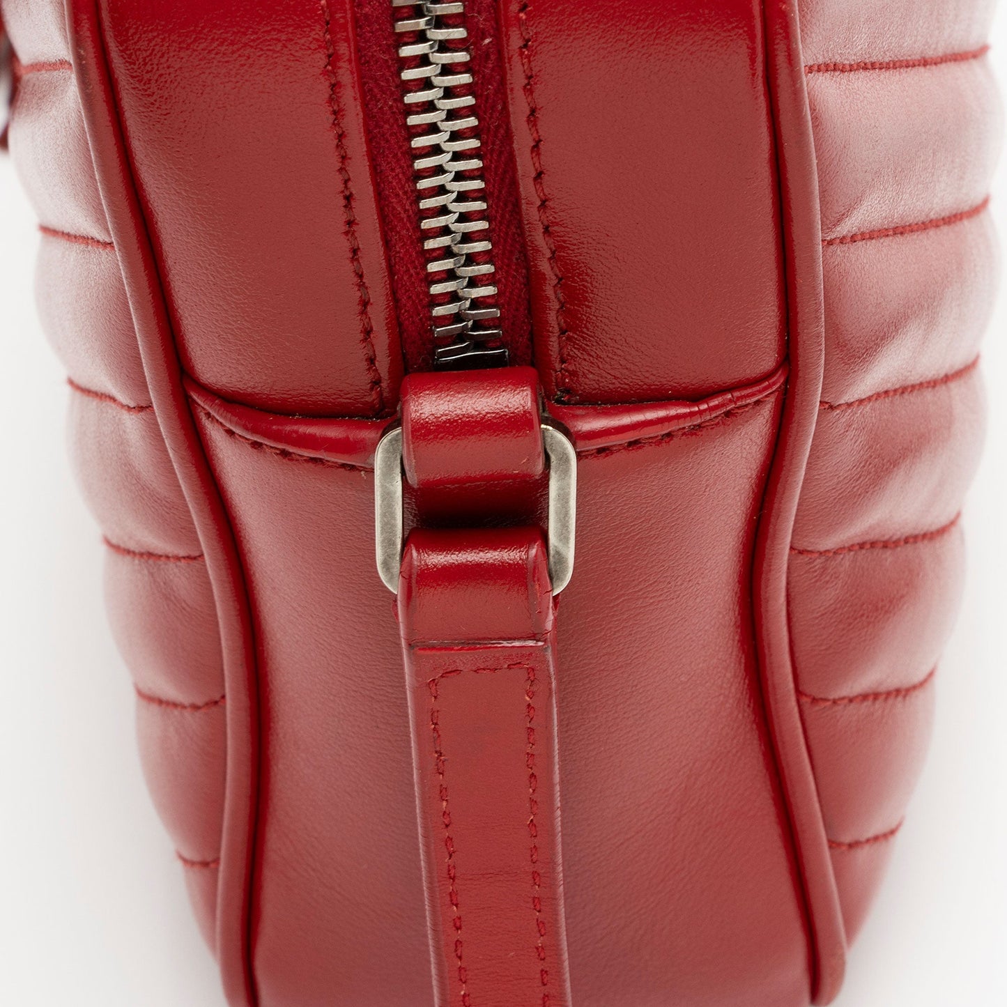 Saint Laurent Matelasse Calfskin Monogram Lou Camera Bag G4BzPO