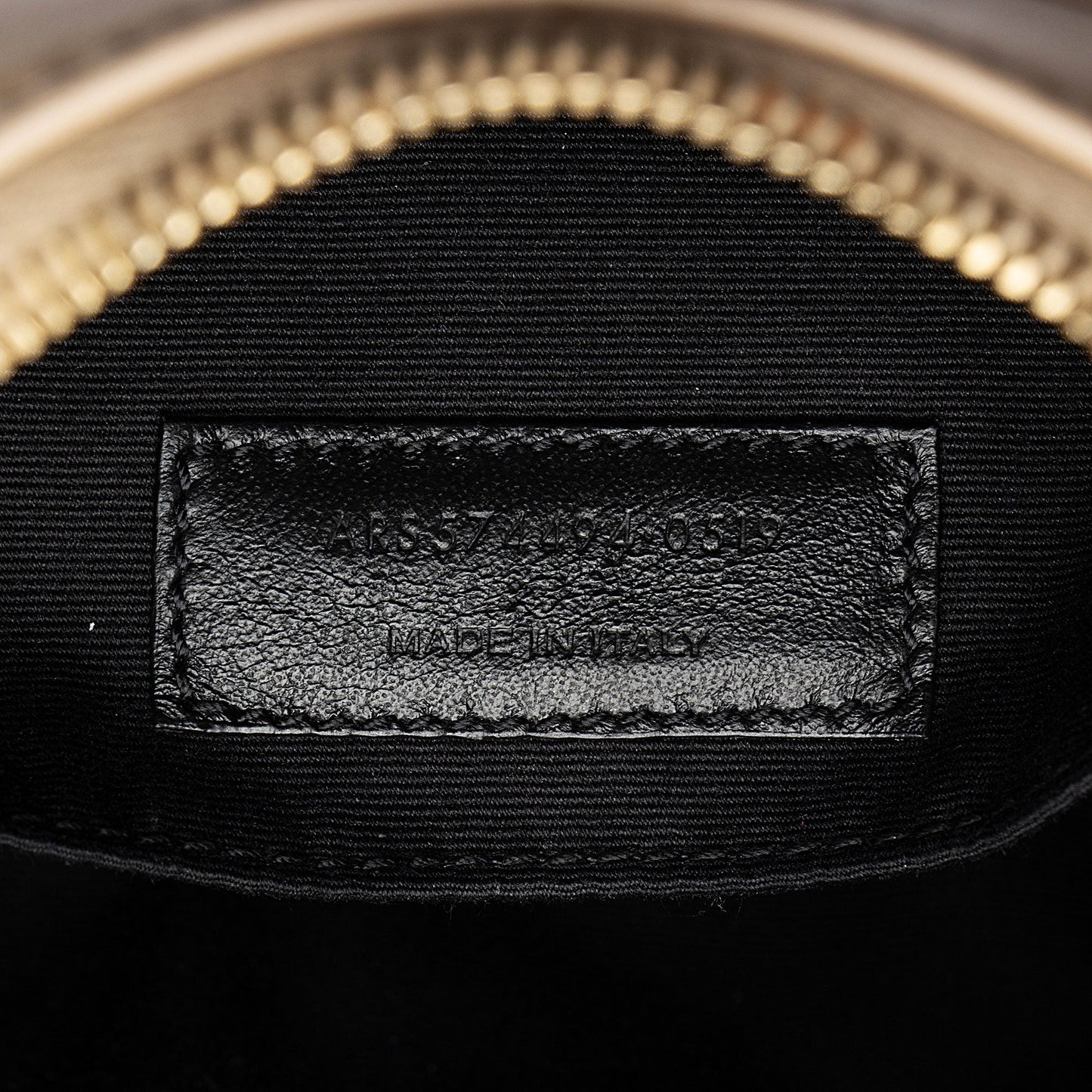 Saint Laurent Matelasse Calfskin Monogram Lou Camera Bag IyIKNC