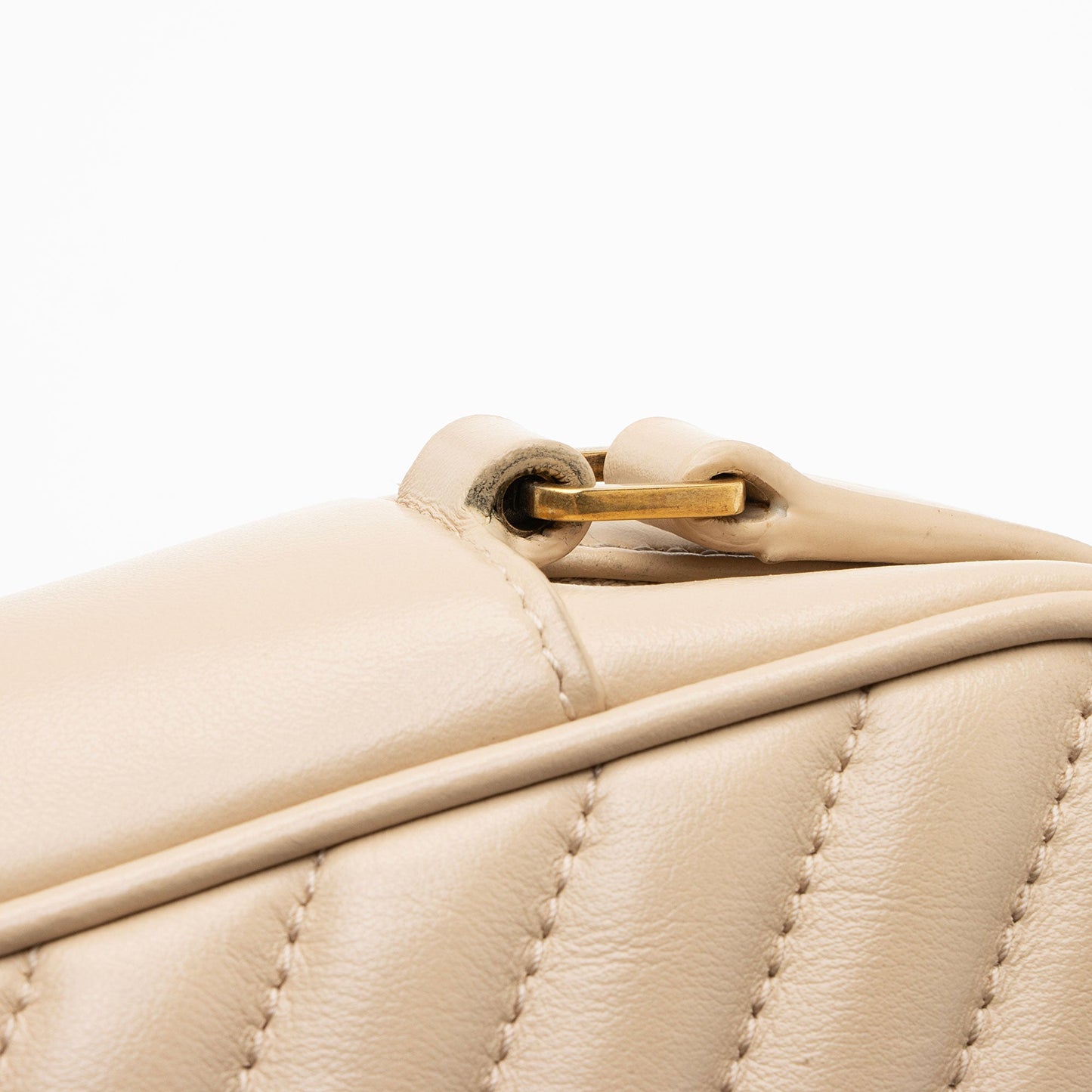Saint Laurent Matelasse Calfskin Monogram Lou Camera Bag IyIKNC