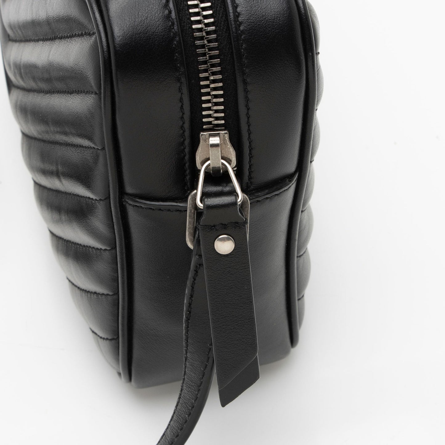 Saint Laurent Matelasse Calfskin Monogram Lou Camera Bag jB3wqK