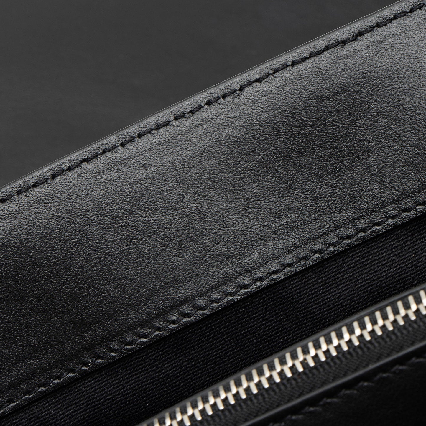 Saint Laurent Matelasse Calfskin Monogram LouLou Chain Large Shoulder Bag F87Oll