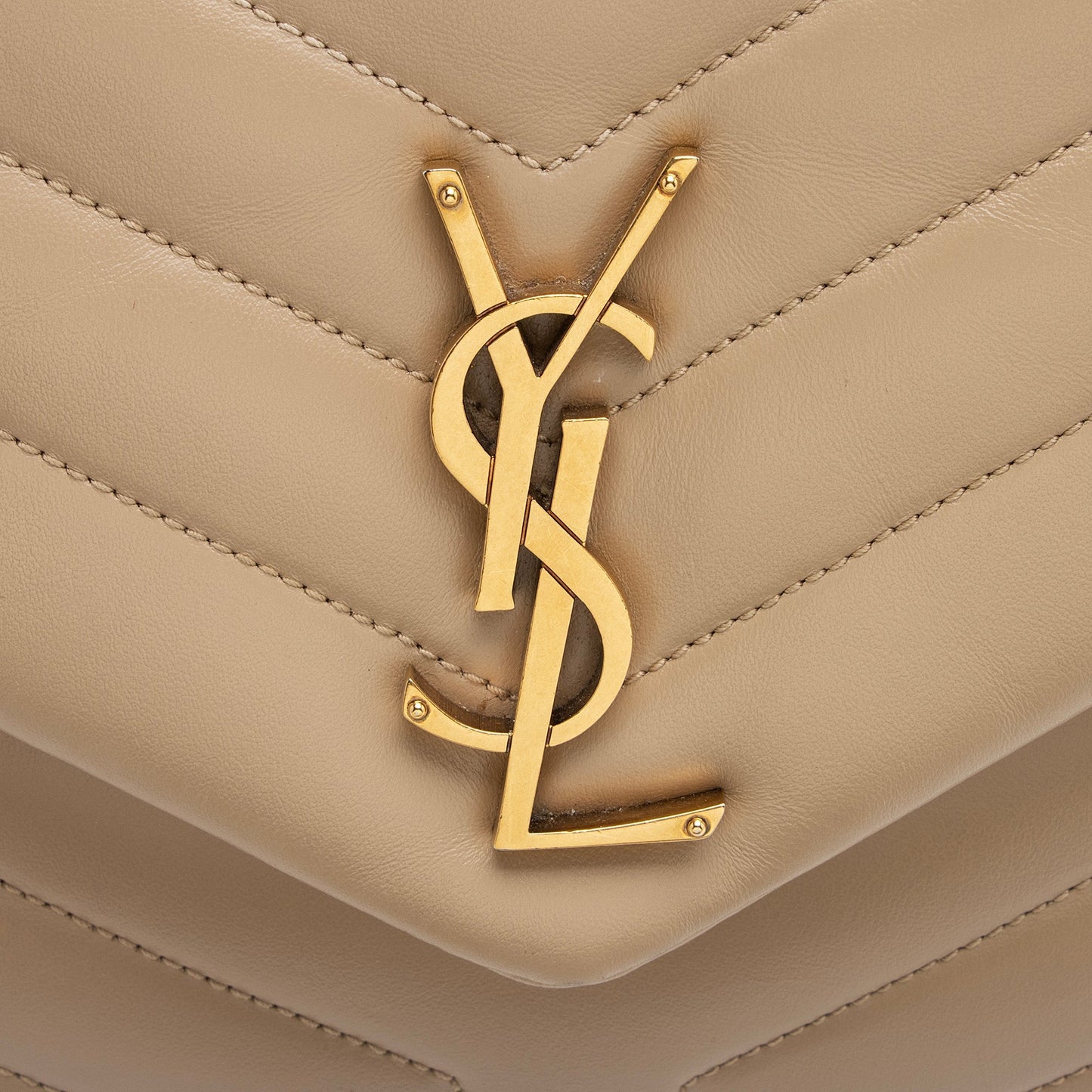 Saint Laurent Matelasse Calfskin Monogram LouLou Chain Medium Shoulder Bag sdsp1l