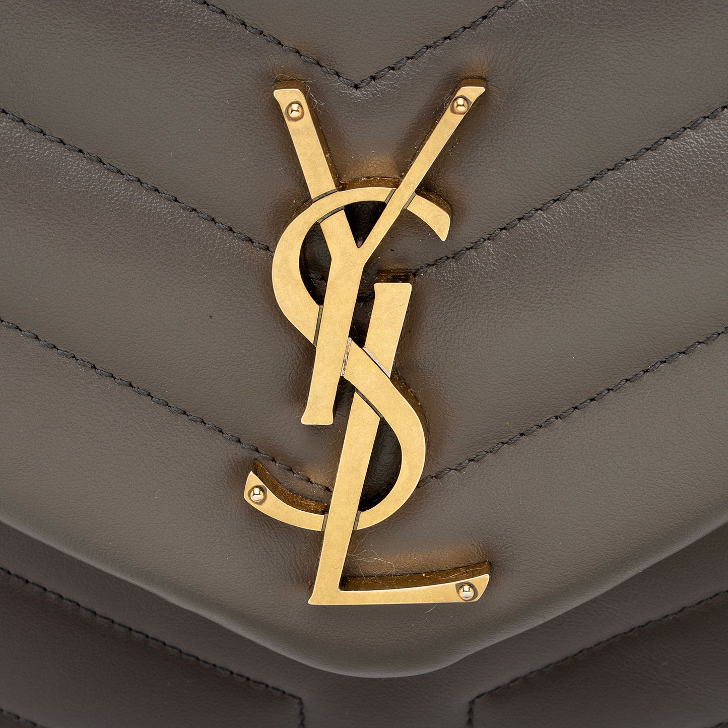Saint Laurent Matelasse Calfskin Monogram LouLou Chain Medium Shoulder Bag 19W4rm