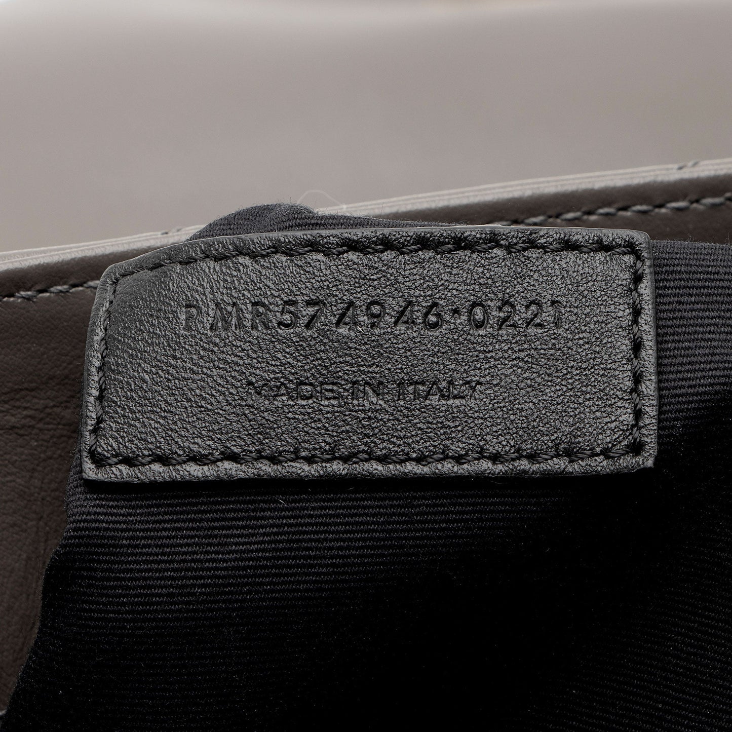 Saint Laurent Matelasse Calfskin Monogram LouLou Chain Medium Shoulder Bag 19W4rm