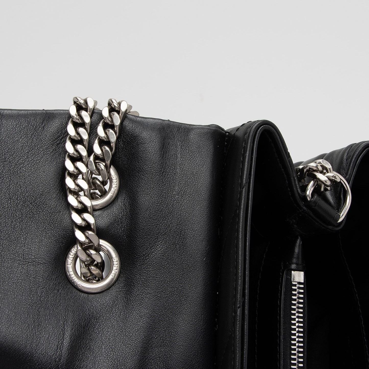 Saint Laurent Matelasse Calfskin Monogram LouLou Chain Medium Shoulder Bag 3CcYFQ