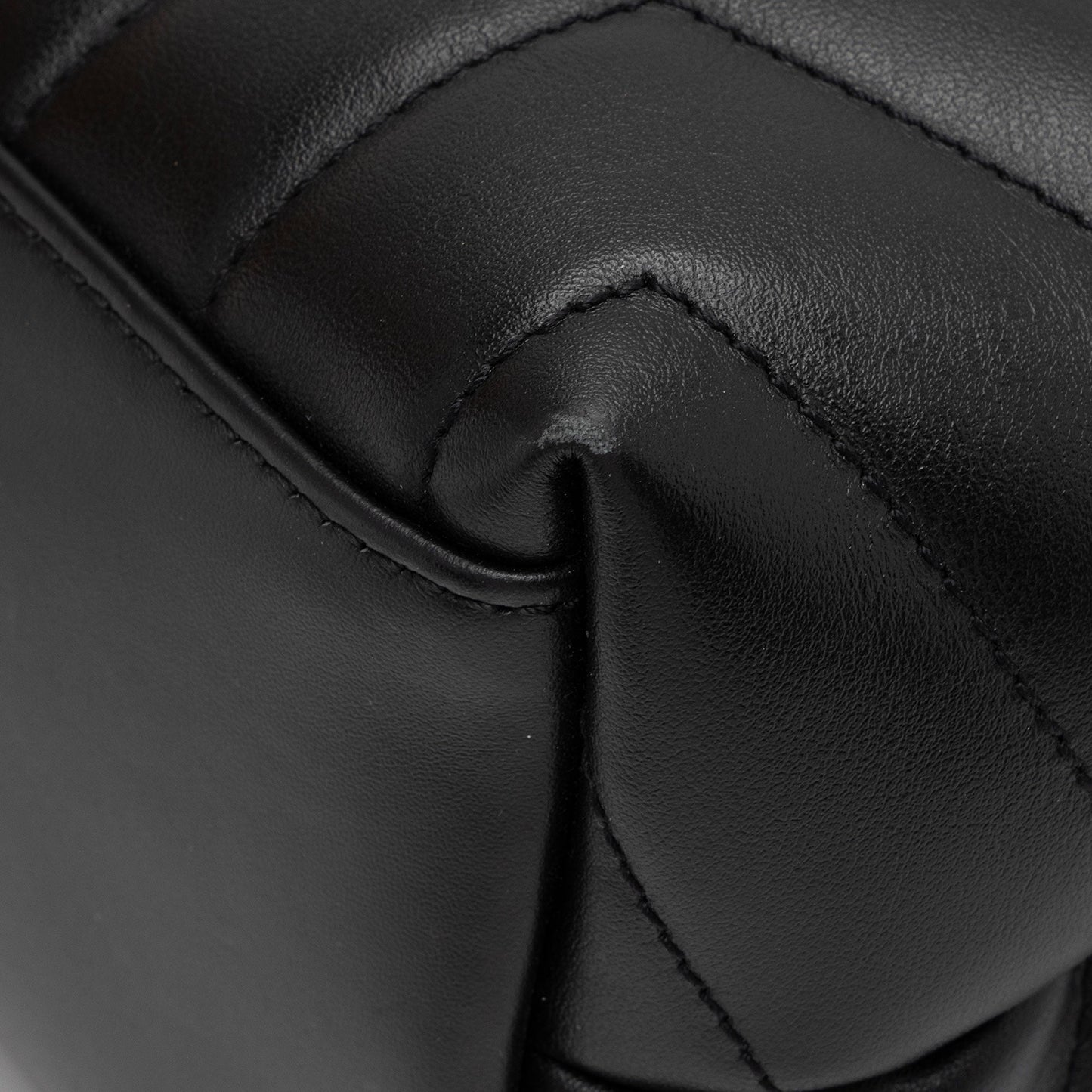 Saint Laurent Matelasse Calfskin Monogram LouLou Chain Medium Shoulder Bag 3CcYFQ