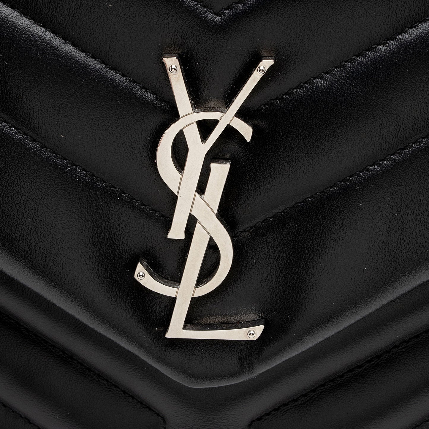 Saint Laurent Matelasse Calfskin Monogram LouLou Chain Medium Shoulder Bag nVNU3H