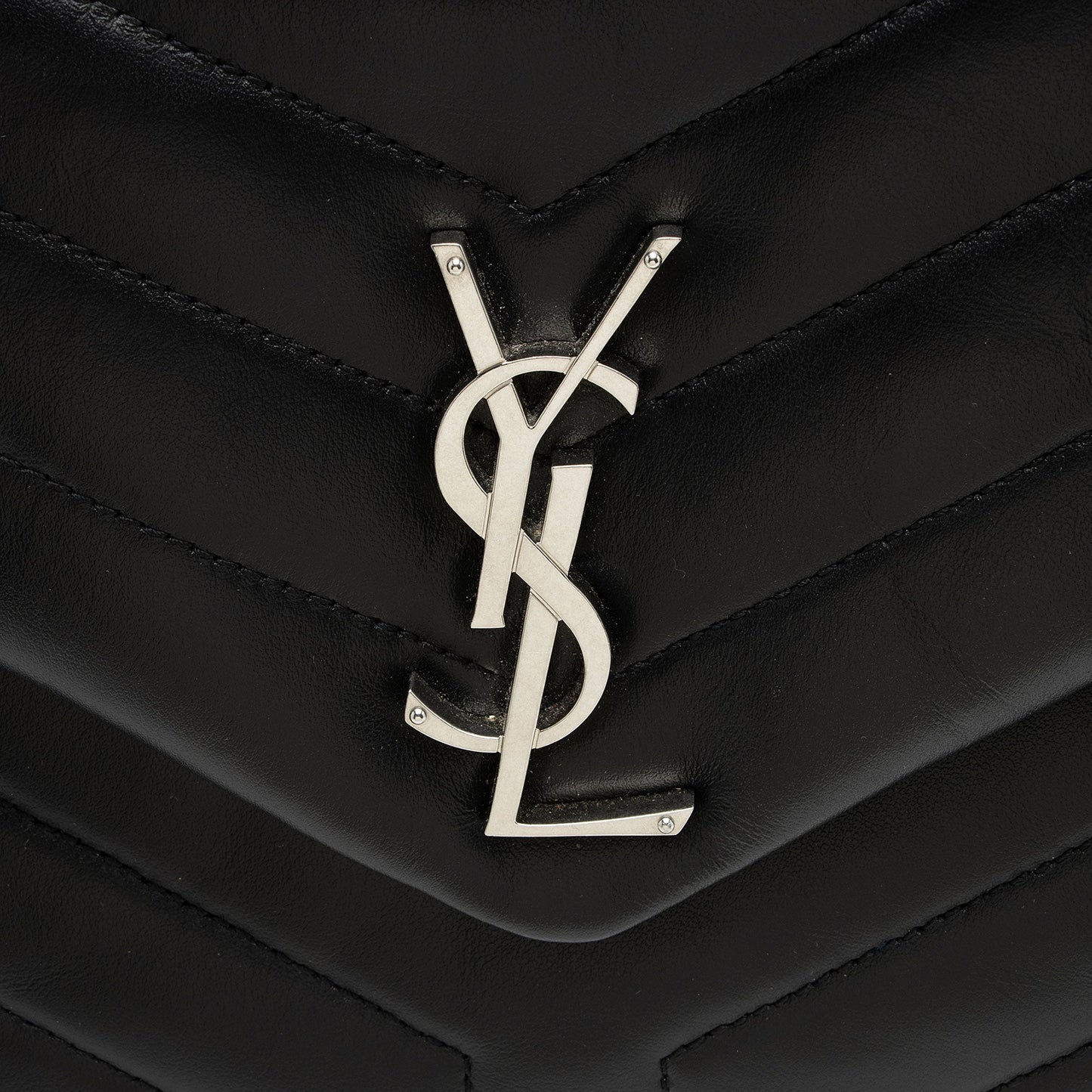 Saint Laurent Matelasse Calfskin Monogram LouLou Chain Medium Shoulder Bag pHhqQ4