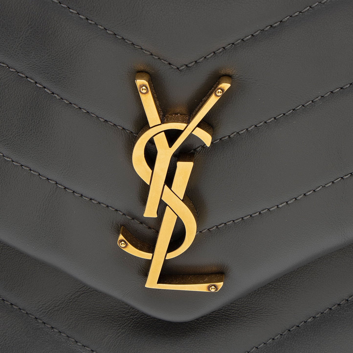 Saint Laurent Matelasse Calfskin Monogram LouLou Chain Medium Shoulder Bag W4gfSq