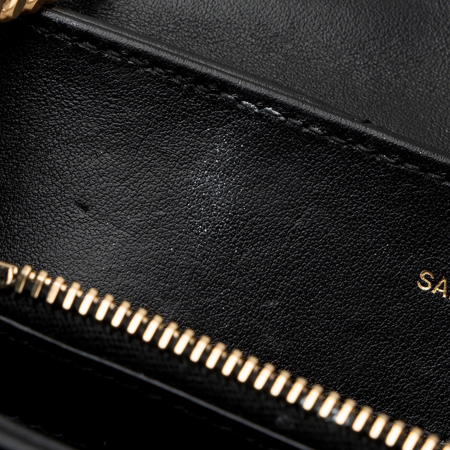 Saint Laurent Matelasse Calfskin Monogram LouLou Chain Small Crossbody 8o8aXB