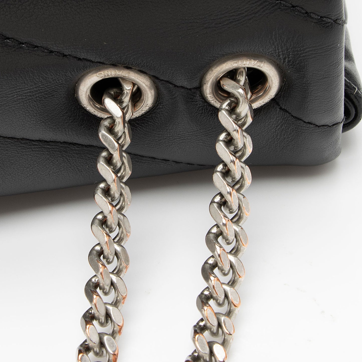 Saint Laurent Matelasse Calfskin Monogram LouLou Chain Small Crossbody Bag XeDlWE