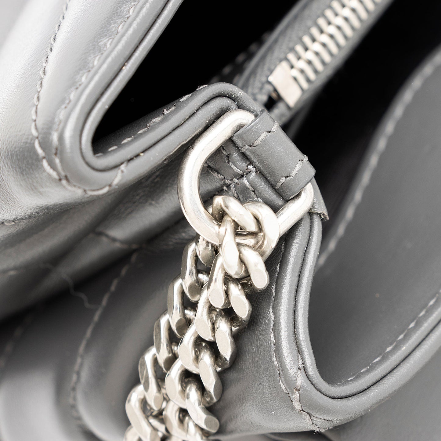 Saint Laurent Matelasse Calfskin Monogram LouLou Chain Small Crossbody B5OsZv