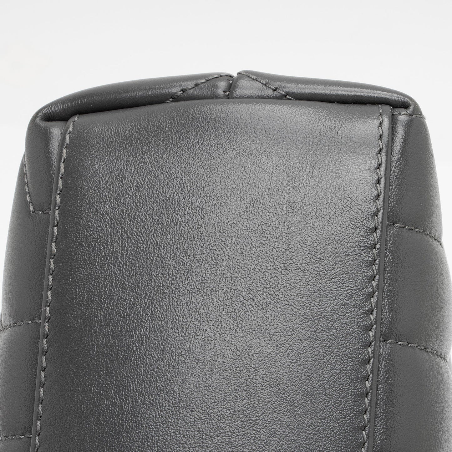 Saint Laurent Matelasse Calfskin Monogram LouLou Chain Small Crossbody B5OsZv