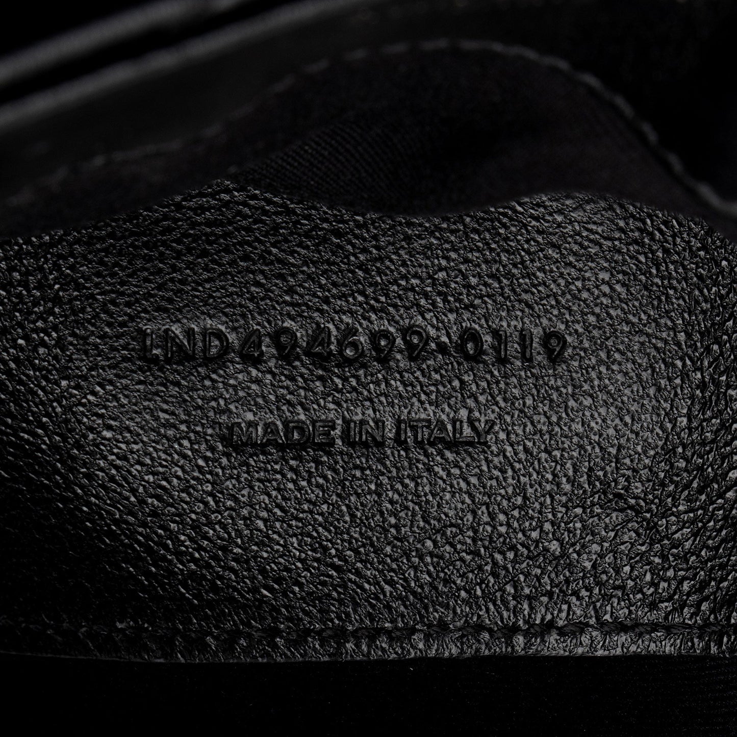 Saint Laurent Matelasse Calfskin Monogram LouLou Chain Small Crossbody acKu6w