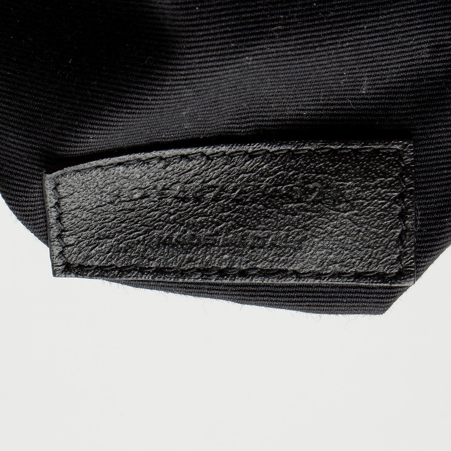 Saint Laurent Matelasse Calfskin Monogram LouLou Medium Backpack m1rXfW