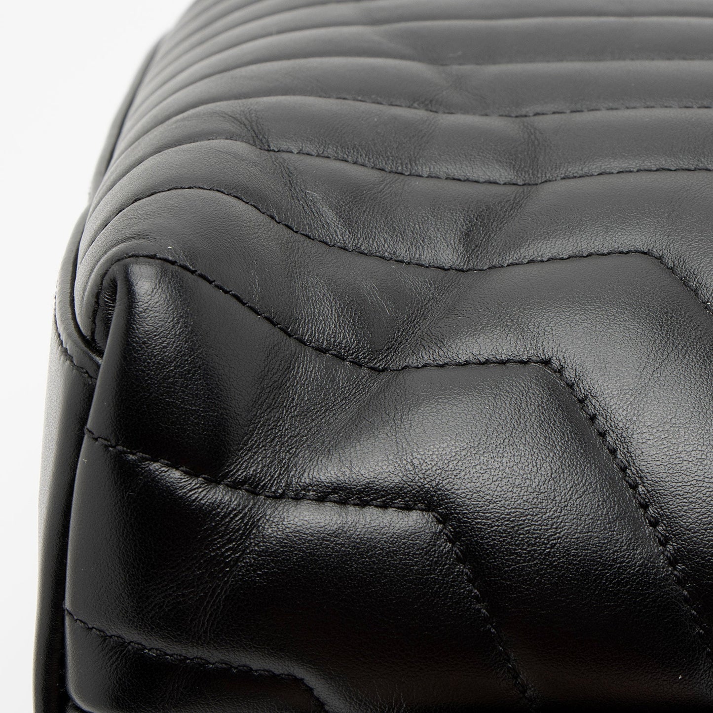 Saint Laurent Matelasse Calfskin Monogram LouLou Medium Backpack m1rXfW
