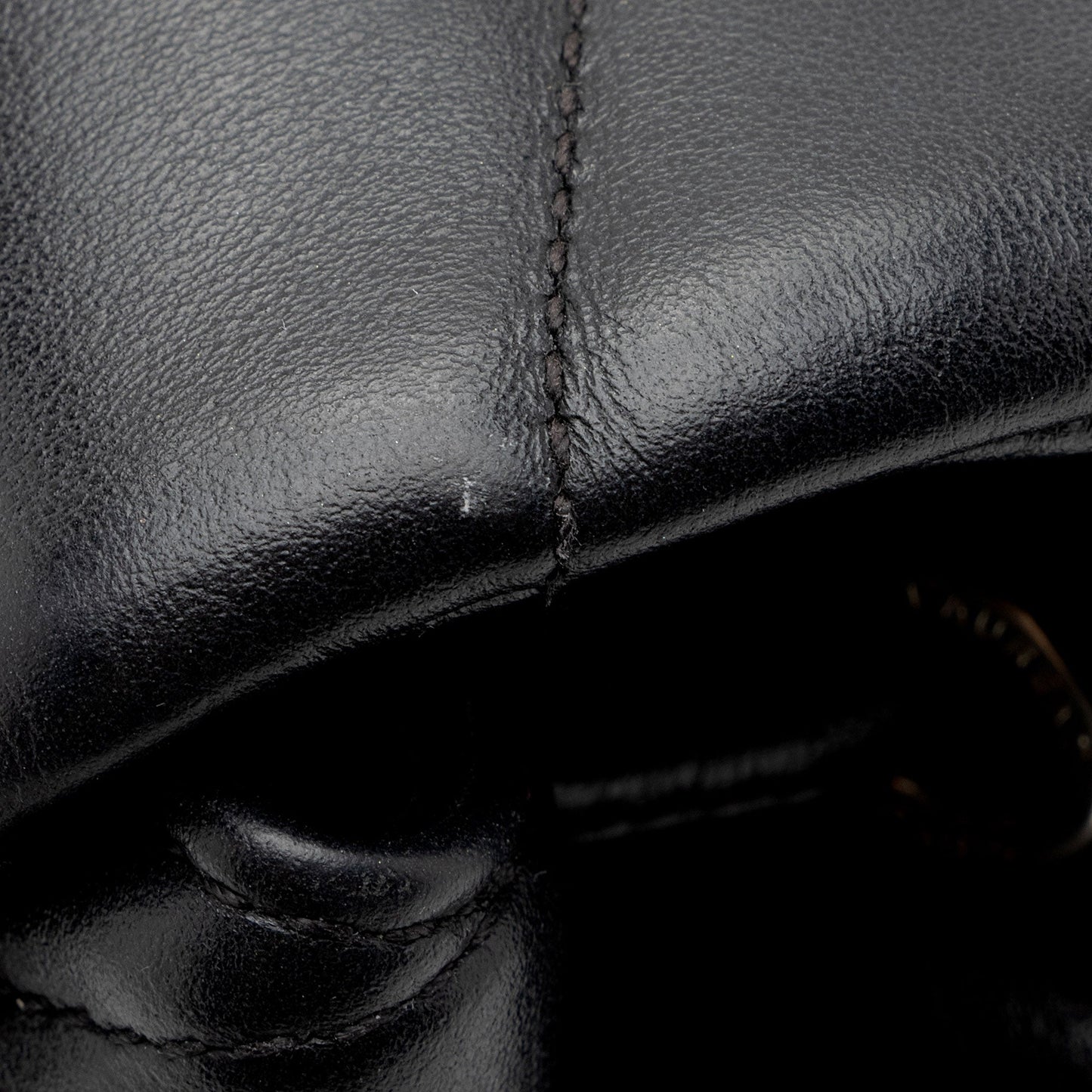 Saint Laurent Matelasse Calfskin Monogram LouLou Small Backpack HvZDX3