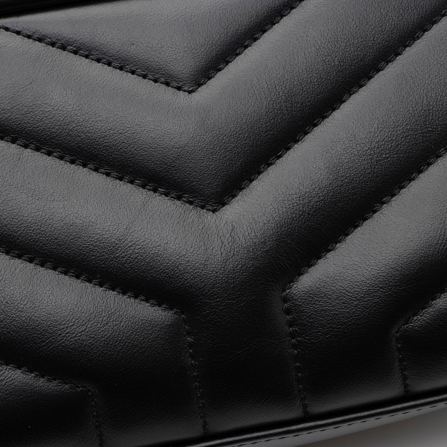 Saint Laurent Matelasse Calfskin Monogram LouLou Toy Crossbody Bag XA7PvZ