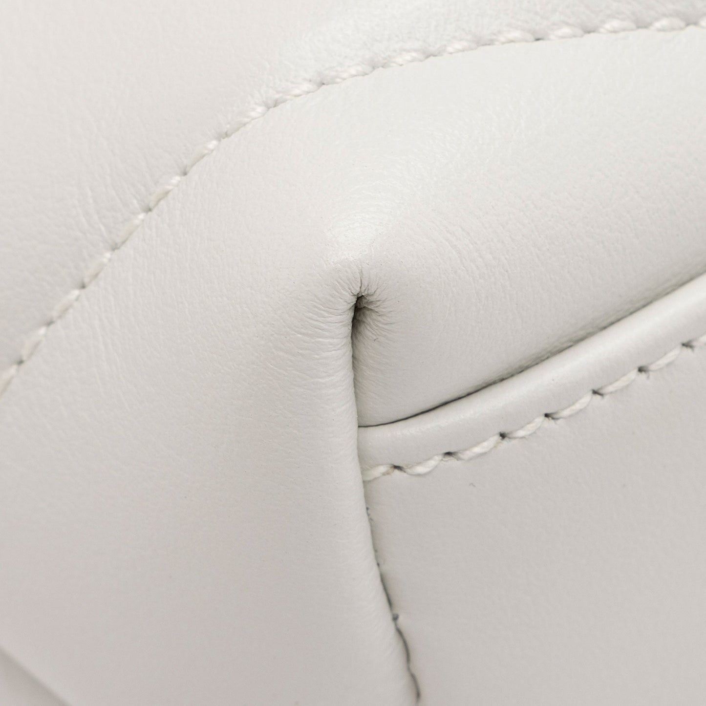 Saint Laurent Matelasse Calfskin Monogram LouLou Toy Crossbody Bag iYanNR