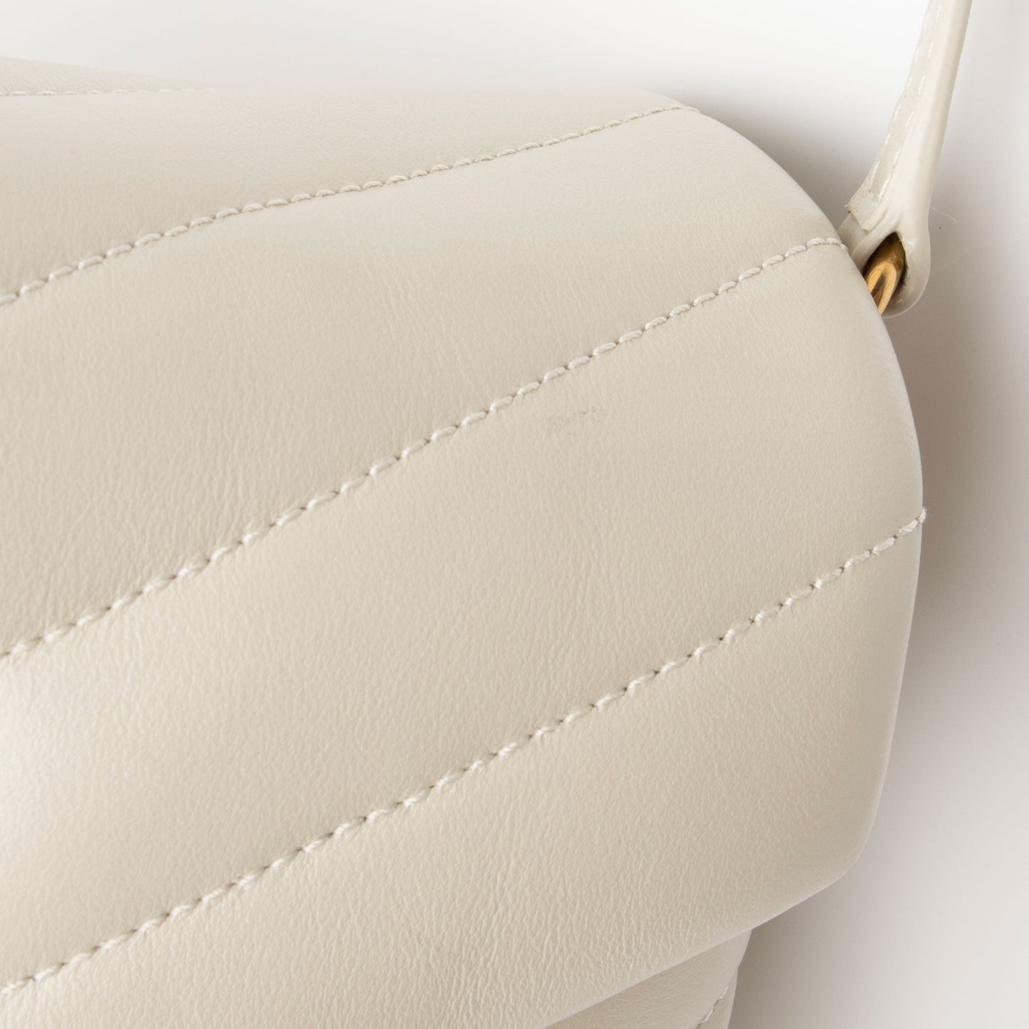 Saint Laurent Matelasse Calfskin Monogram LouLou Toy Crossbody YCD9dJ