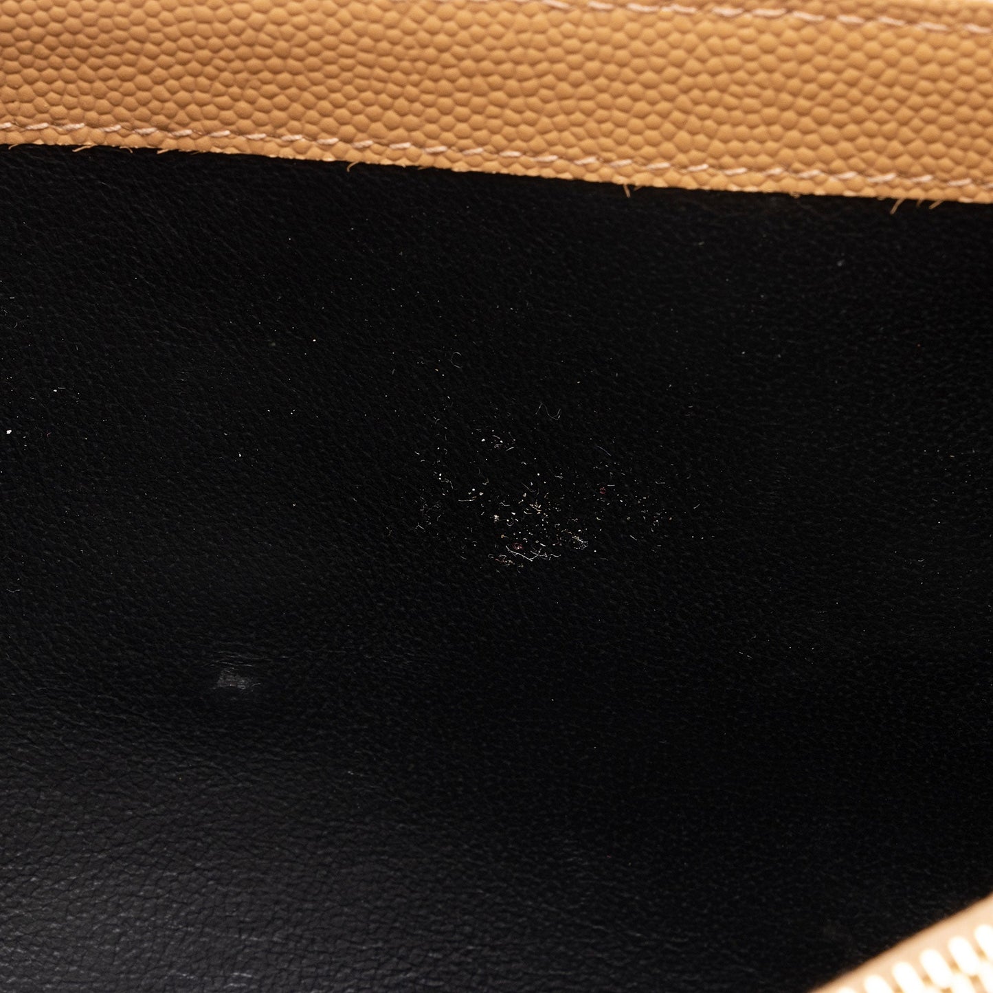Saint Laurent Matelasse Grain de Poudre Monogram Chain Wallet QuiirS