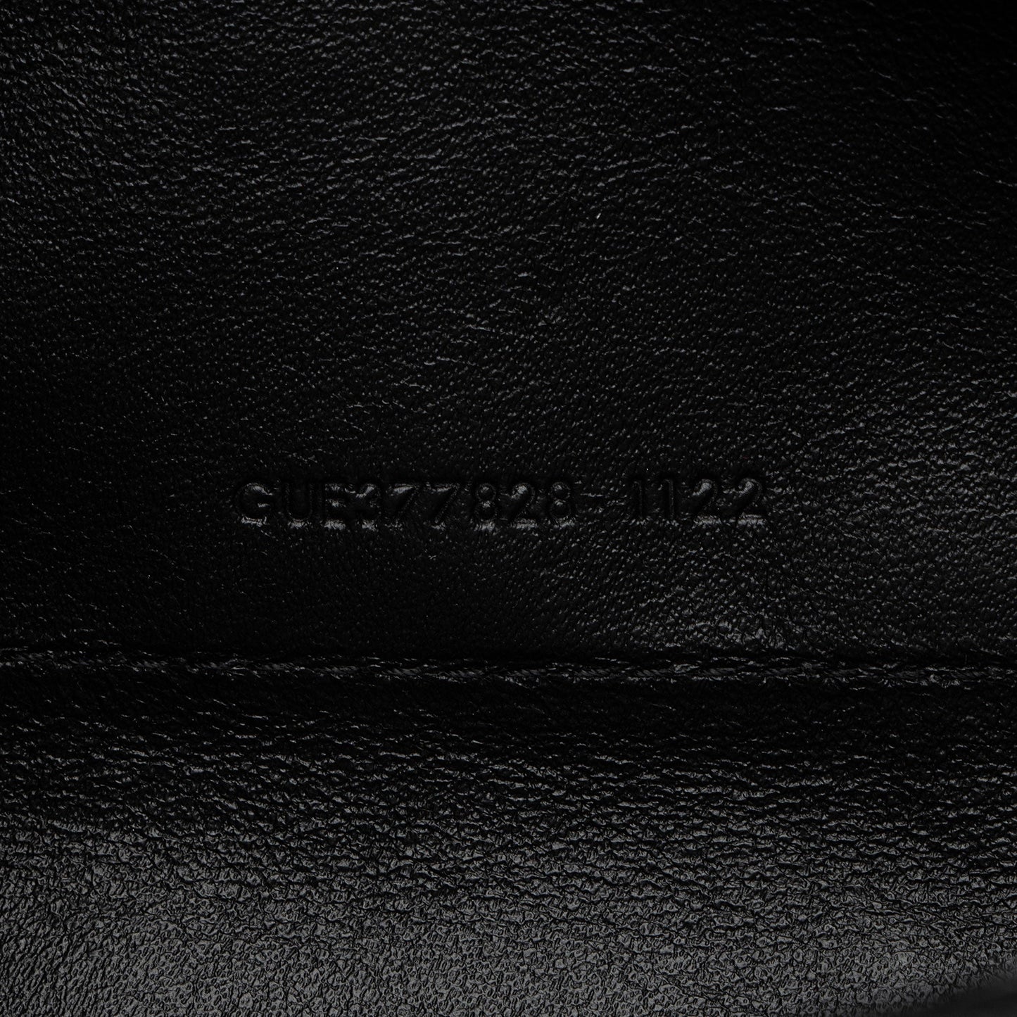 Saint Laurent Matelasse Grain de Poudre Monogram Chain Wallet VLaP1U