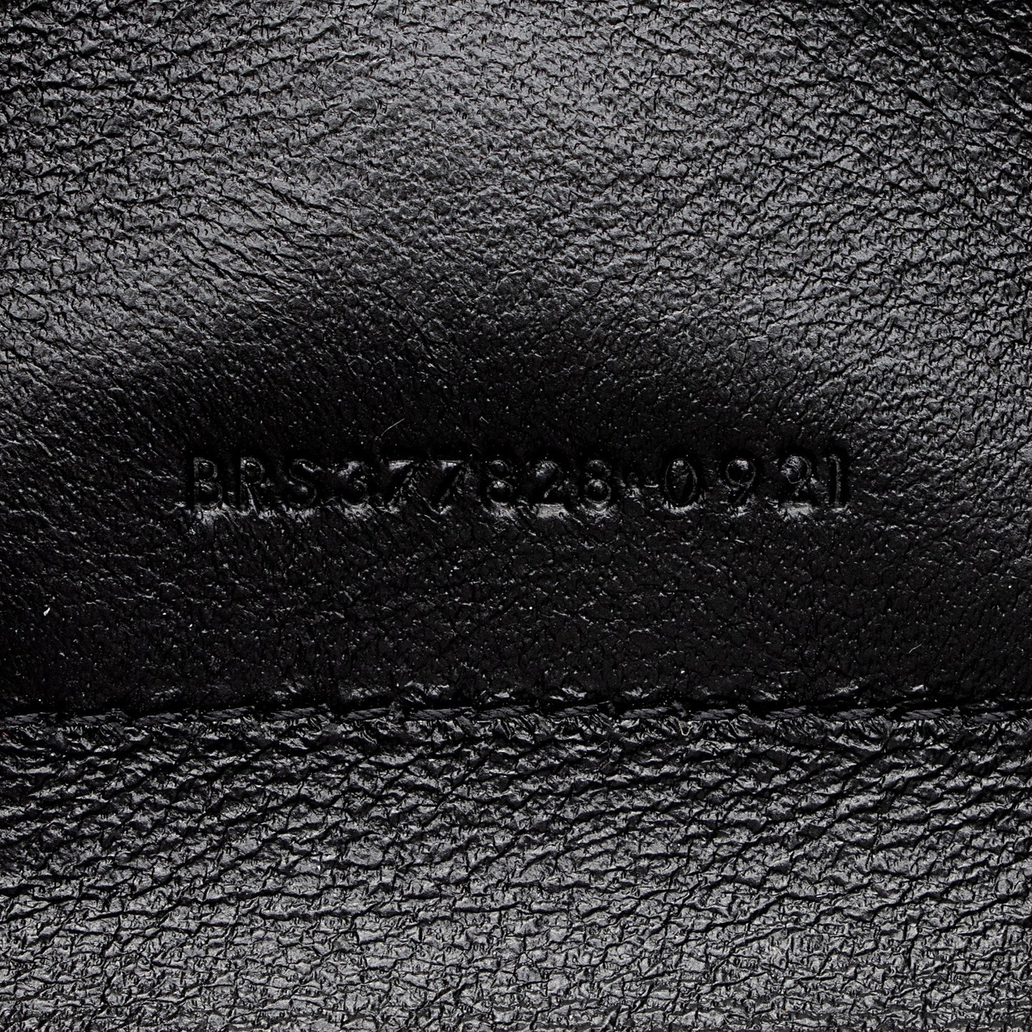 Saint Laurent Matelasse Grain de Poudre Monogram Chain Wallet JxENie