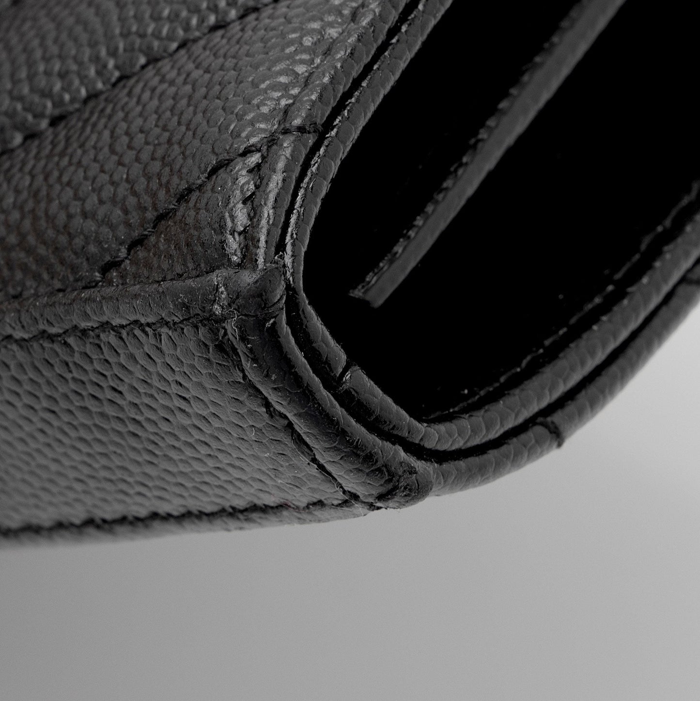 Saint Laurent Matelasse Grain de Poudre Monogram Chain Wallet FNayQN