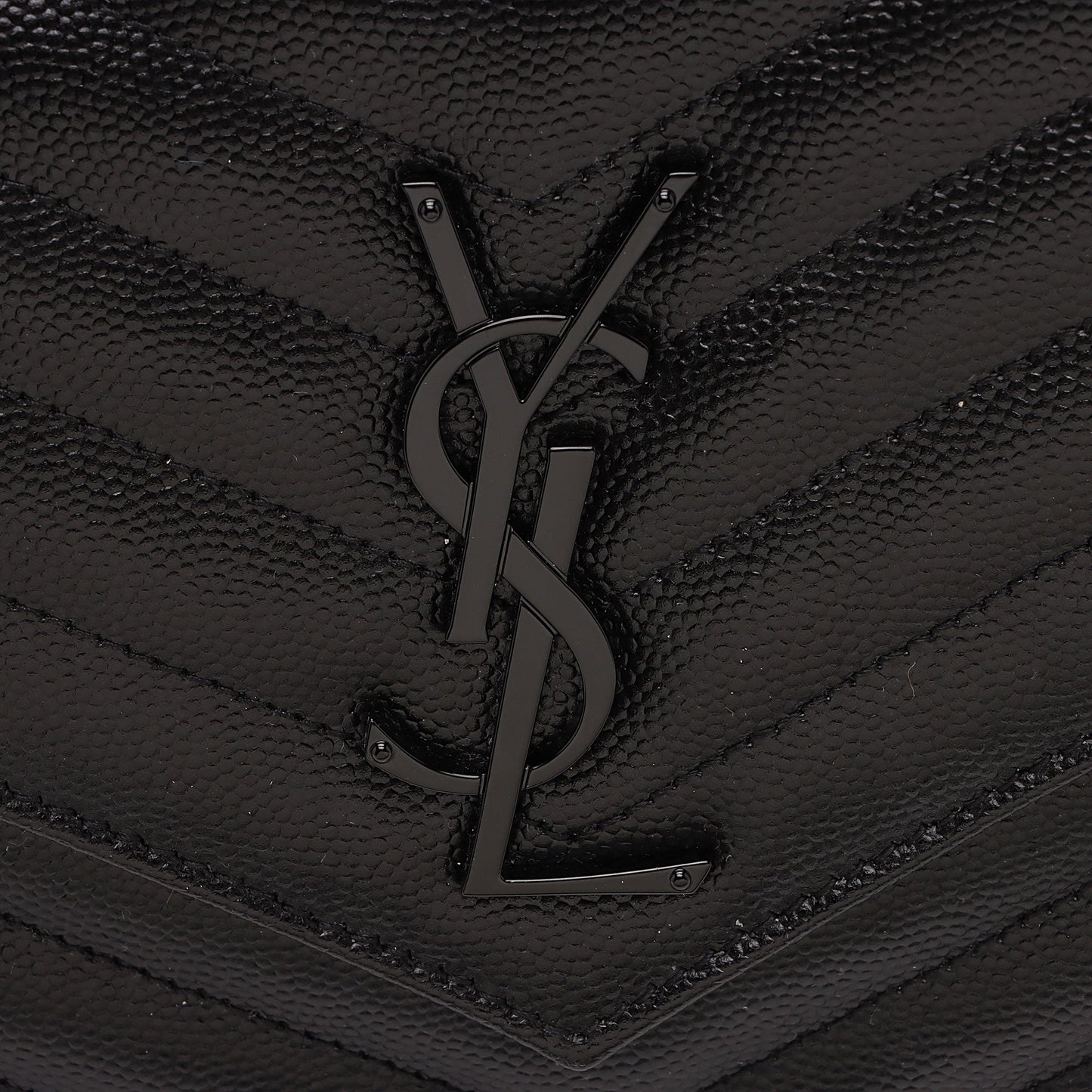 Saint Laurent Matelasse Grain de Poudre Monogram Chain Wallet RiSHS0