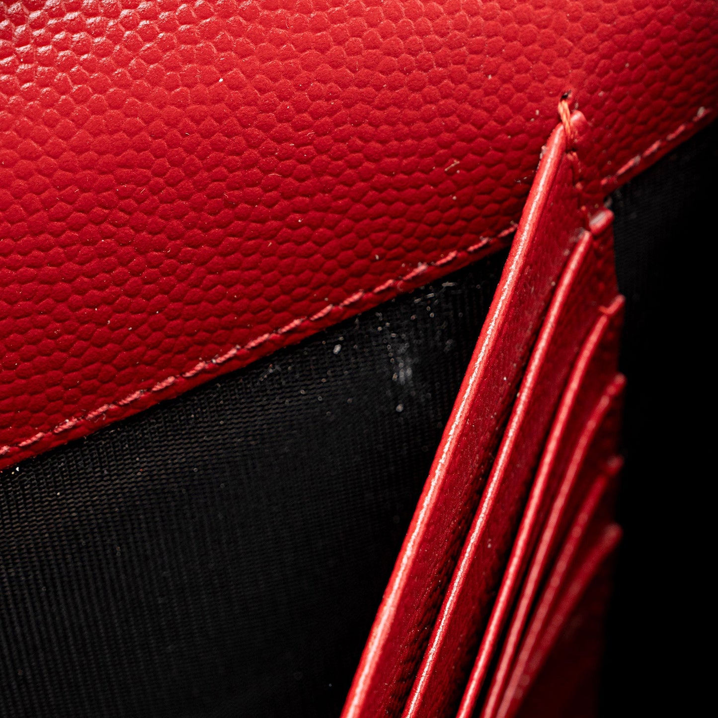 Saint Laurent Matelasse Grain de Poudre Monogram Chain Wallet HJdOSr