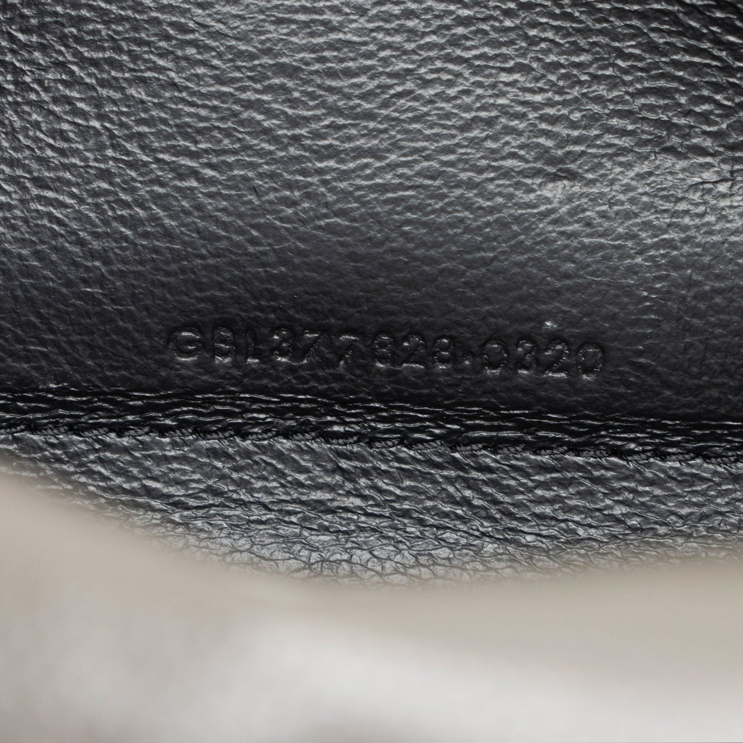 Saint Laurent Matelasse Grain de Poudre Monogram Chain Wallet zFHDtw