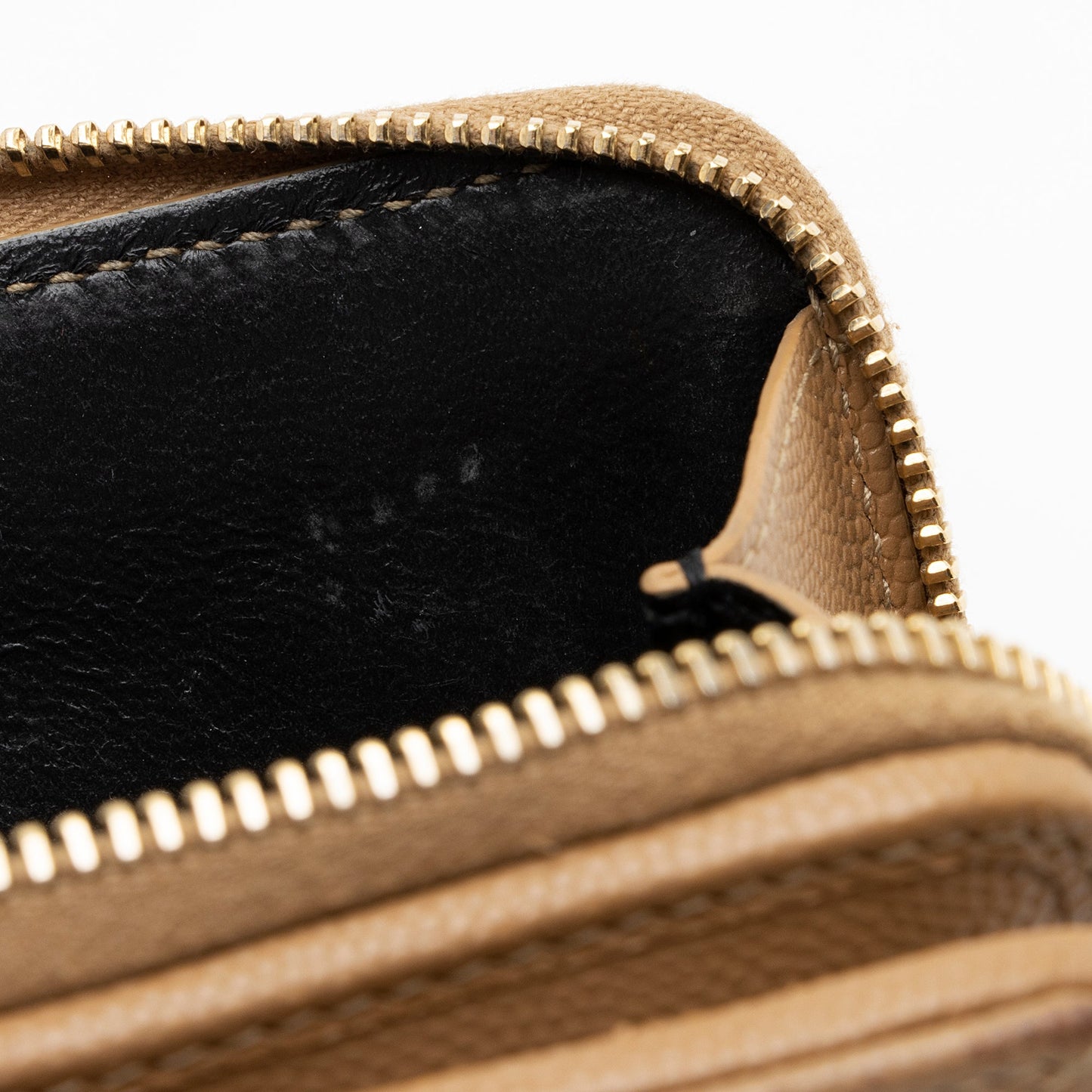 Saint Laurent Matelasse Grain de Poudre Monogram Compact Zip Around Wallet 23548