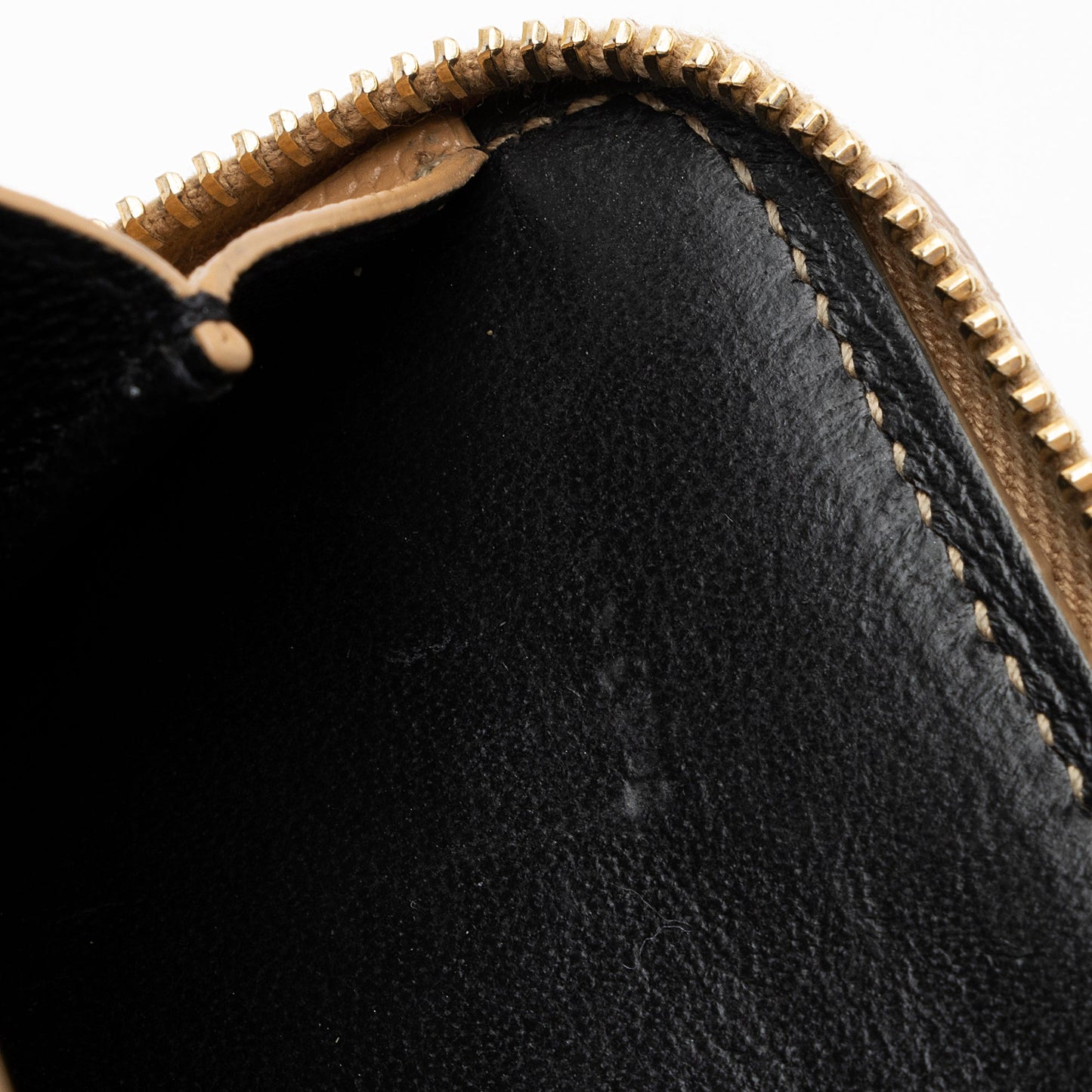 Saint Laurent Matelasse Grain de Poudre Monogram Compact Zip Around Wallet 23548