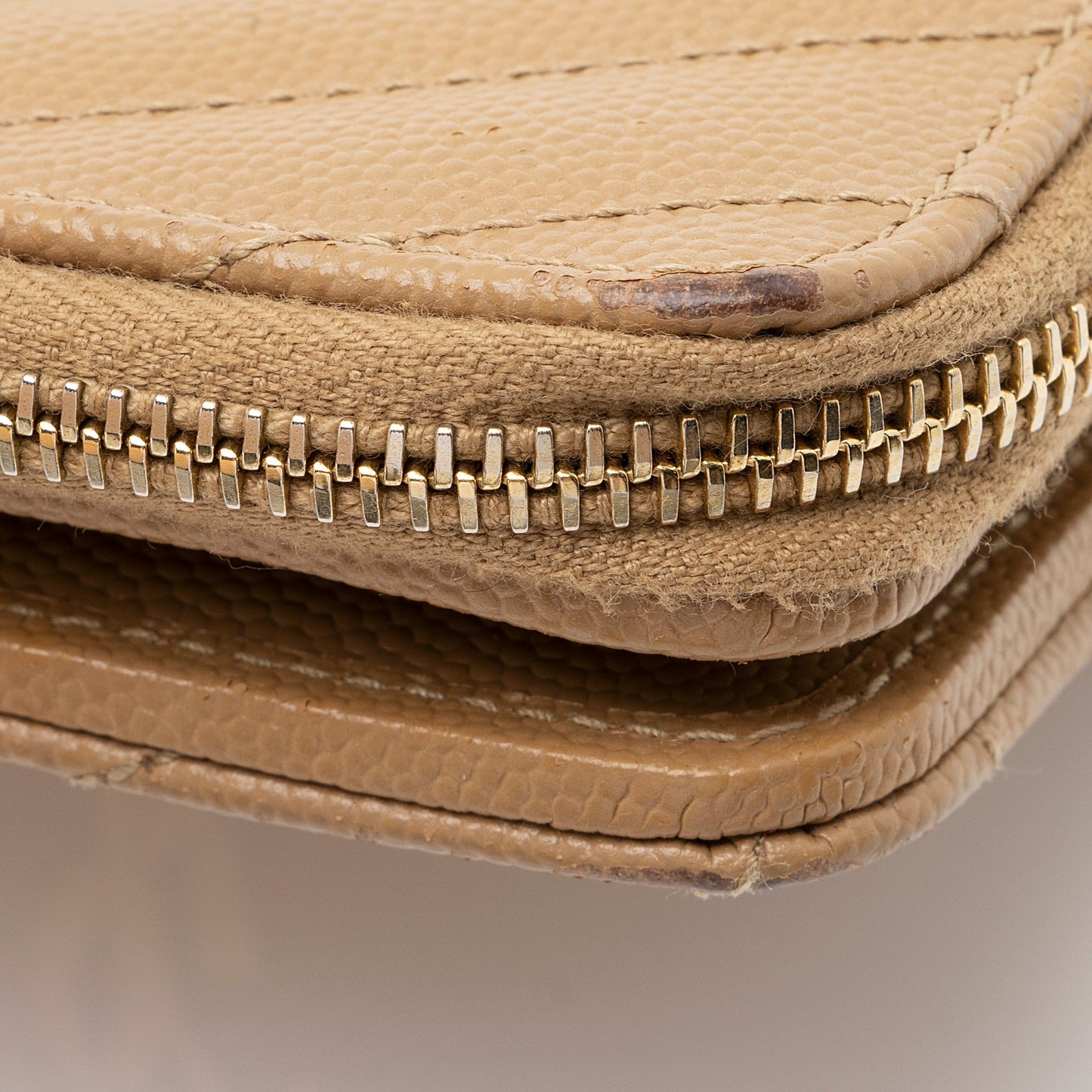 Saint Laurent Matelasse Grain de Poudre Monogram Compact Zip Around Wallet 23548