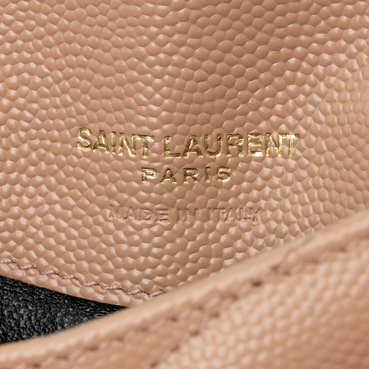 Saint Laurent Matelasse Grain de Poudre Monogram Fragments Flap Card Case 9N5wrw